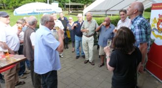 Ein Prosit auf das Königspaar